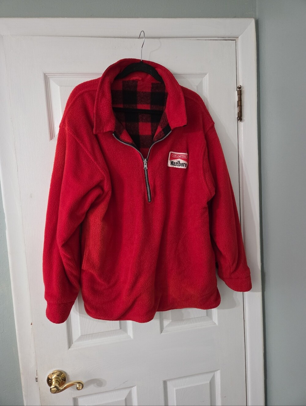 Vtg.  90s Men Marlboro Unlimited Reversible Fleece Plaid Jacket.  XXL Oversized.